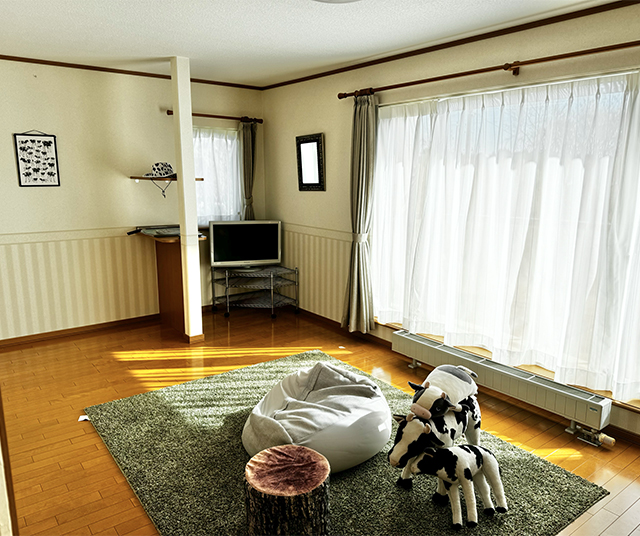 Happy Land 安達牧場 酪農家民宿あだちんち